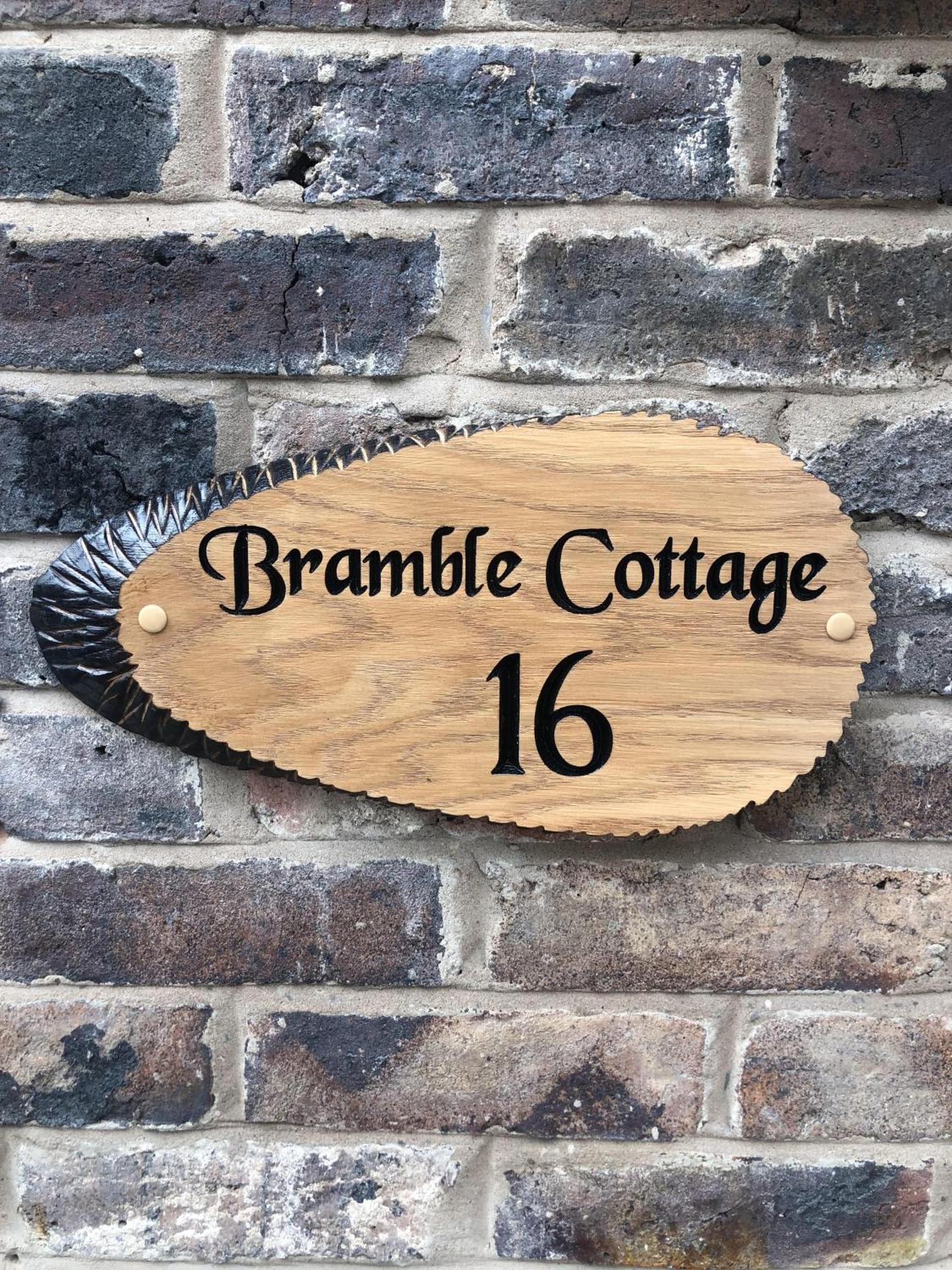 Bramble Cottage With Free Parking 布里奇诺斯 外观 照片